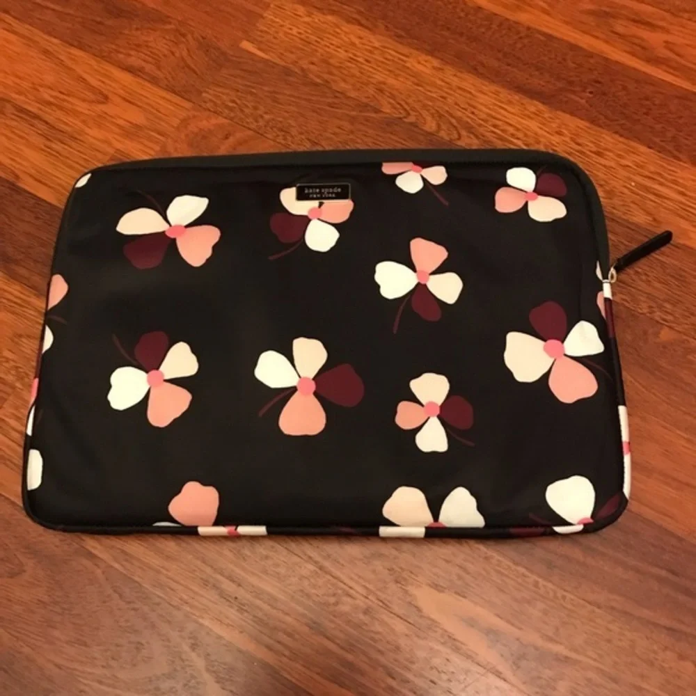 COPY - KATE SPADE Laptop Computer Case
